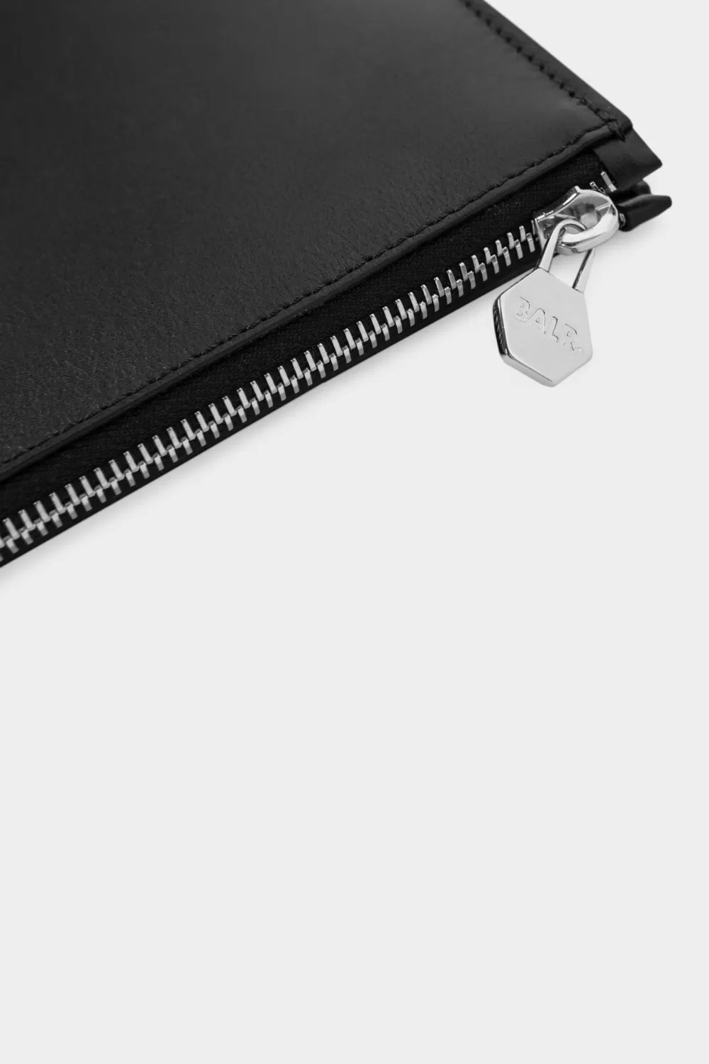 BALR. Bt Leather Laptop Sleeve Black Store